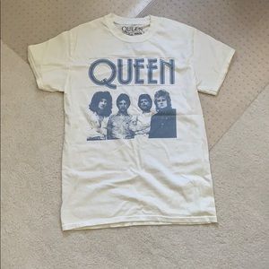 Urban Outfitters Queen band tee